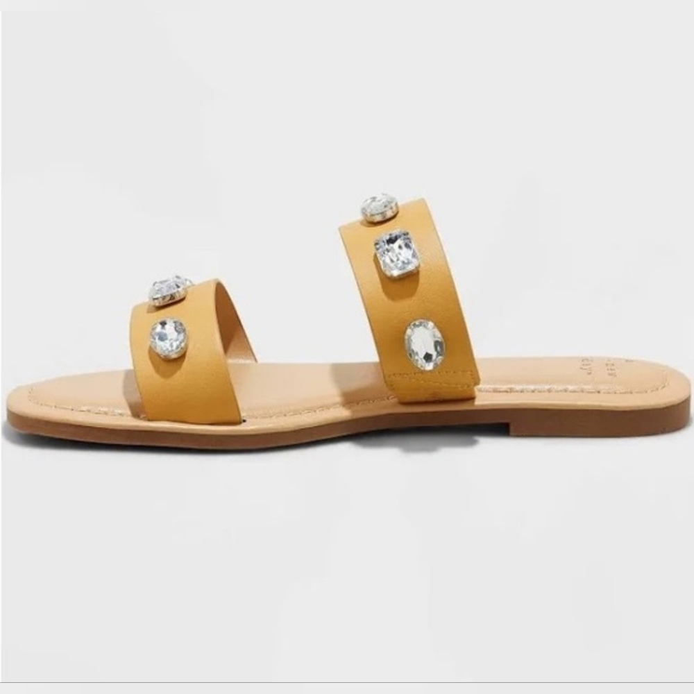 NWT Size 7 A New Day Beige Brit Two Band Embellished Studded Gemstone Sandals - Picture 3 of 7